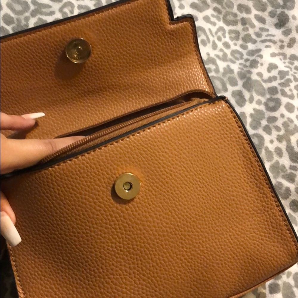 Purse - Picture 3 of 5